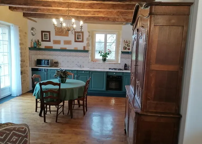 De La Tuiliere 度假居 *